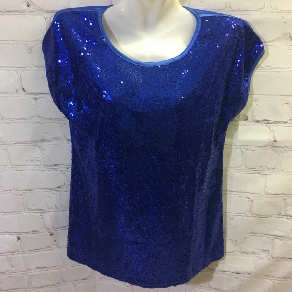 3/$25 Lecceca Sapphire Blue Front Sequin Top Size Small
